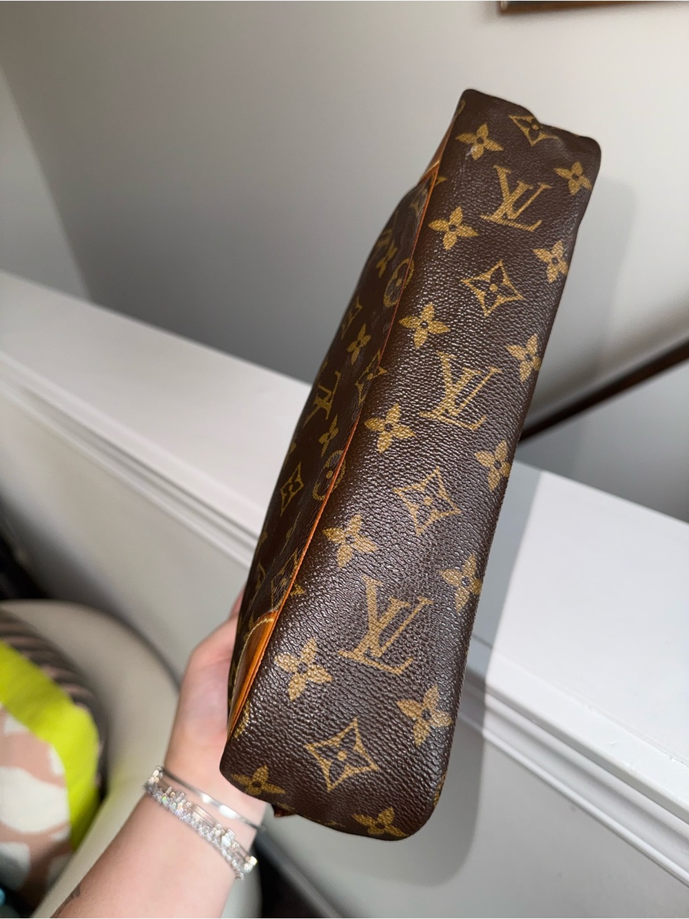 Louis Vuitton Brown Monogram Canvas Toiletry/Travel Pouch with Tan Trim - Picture 3 of 10